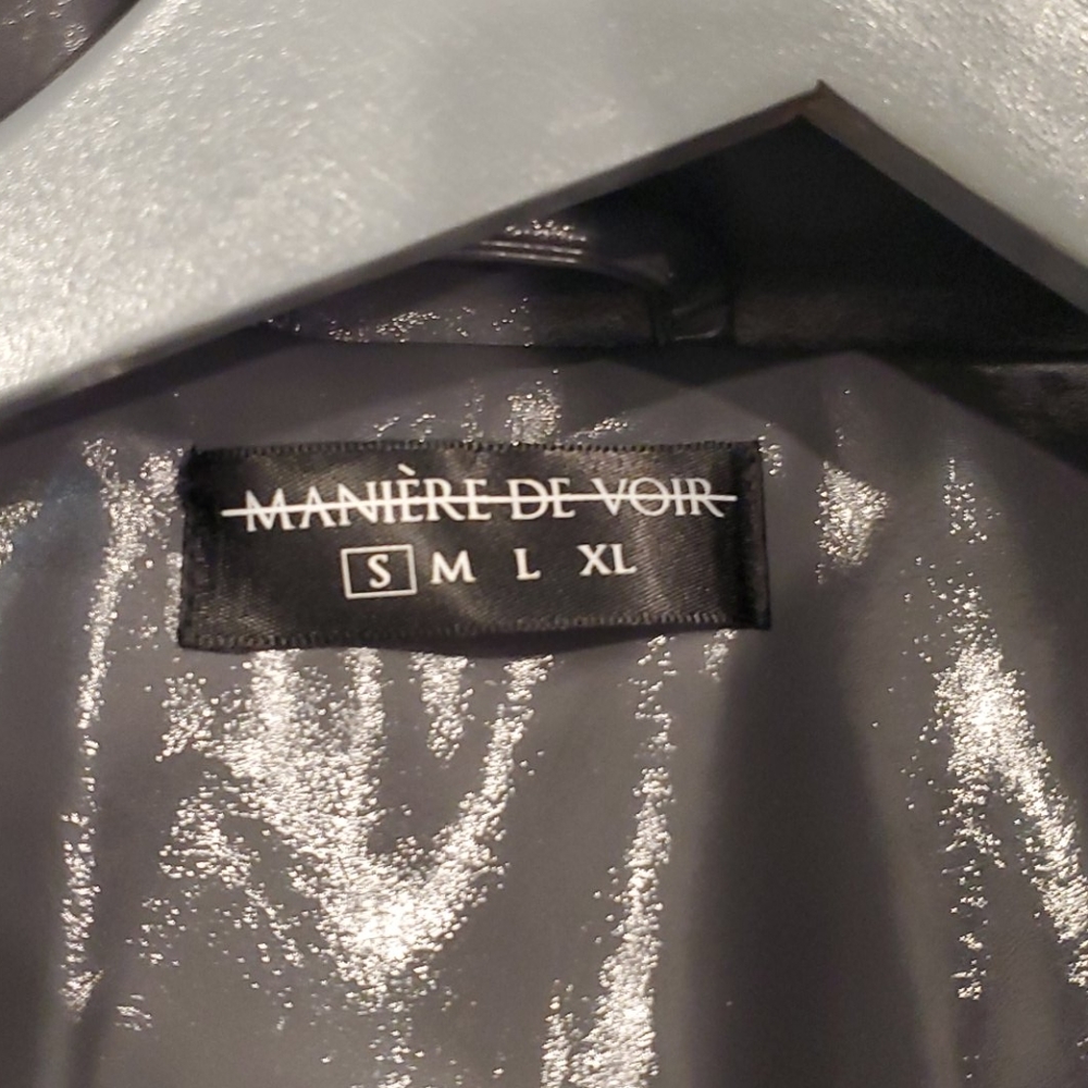 Nice winter jacket - Picture 3 of 3